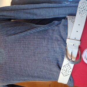 BKE Belt M-L Cream w/ Crystal Embelishments Never worn 40"